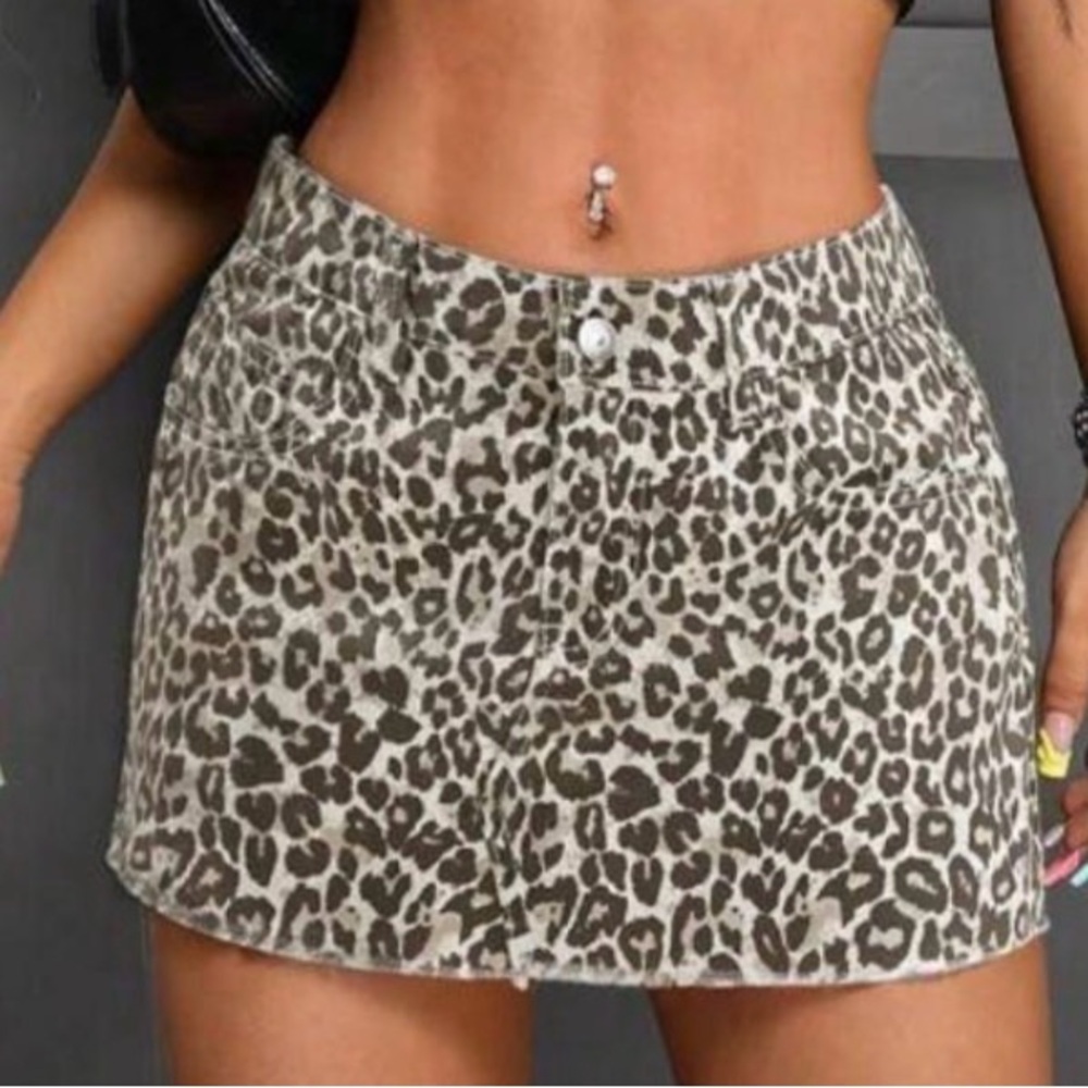 Leopard Print Mini Skirt
